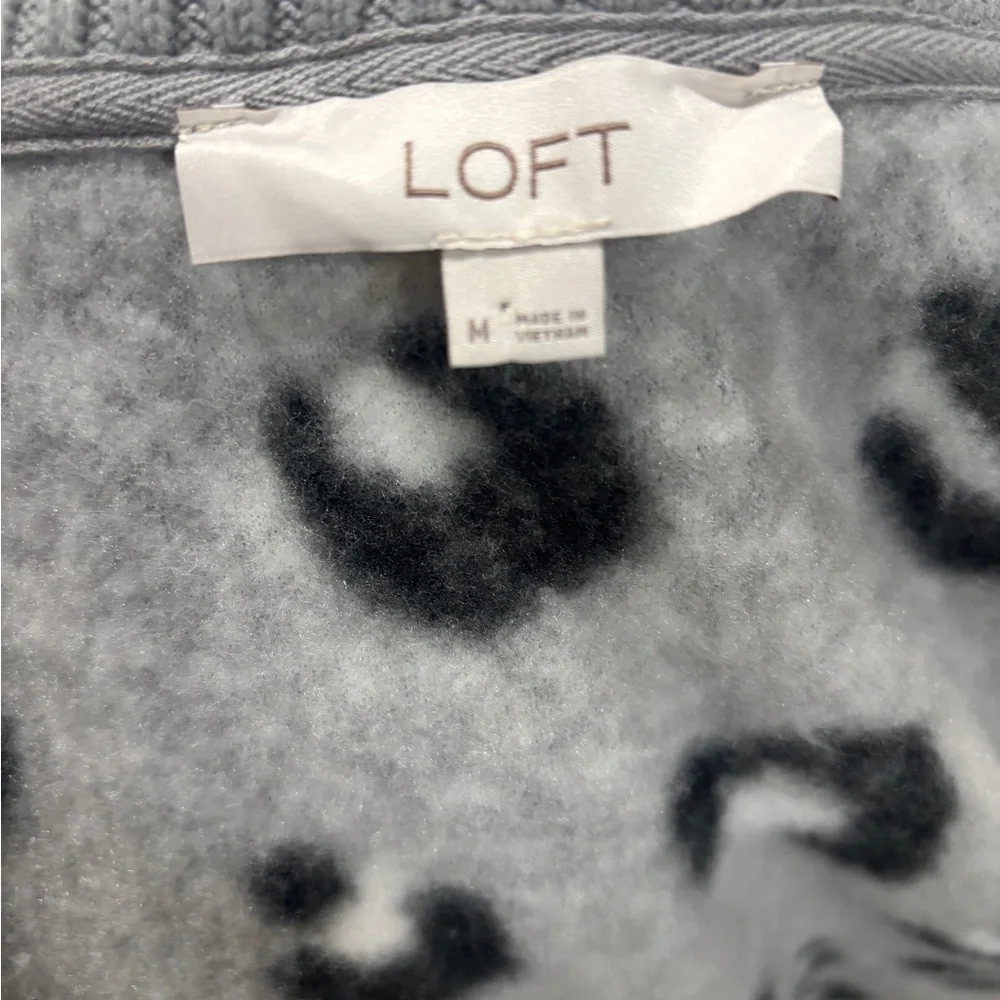 LOFT Gray Animal Print Sherpa Pullover - Picture 4 of 4